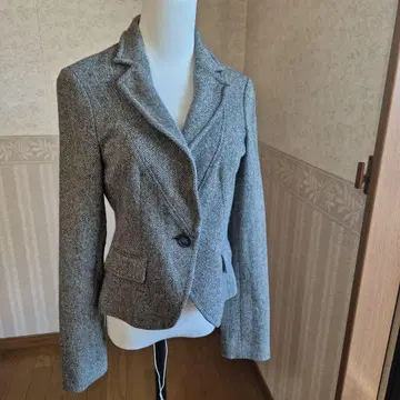 그레이 계열 테일러드 자켓 긴팔