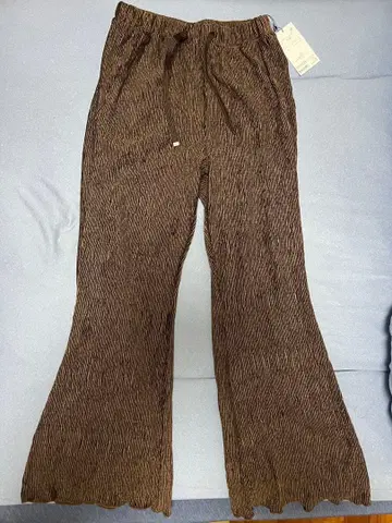 [ 미사용 새상품 ] 프레아 플리츠 미세 플리츠 이지 팬츠