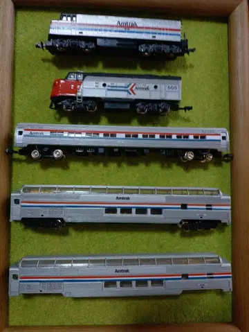 금일 한정 대특가 Amtrak 백만 동력 2량, 객차 2+1량