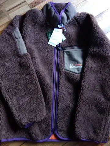 미사용 새상품 마나스태쉬 보아 자켓 브라운 xl