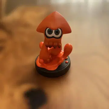 오렌지 오징어 피규어 닌텐도
