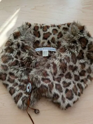 sunaokuwahara 레오파드 무늬 넥워머