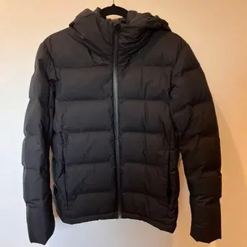 UNIQLO 다운 자켓 S 사이즈