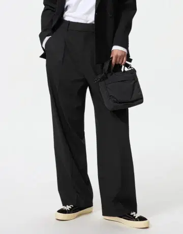 UNIQLO 턱 와이드 팬츠 S 블랙