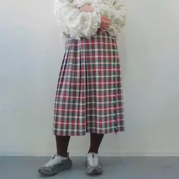 체크 무늬 플리츠 스커트 무릎 기장 랩 스커트