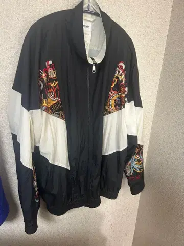 더블렛 트랙 자켓