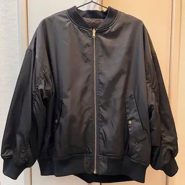 리버서블 나일론 블루종 2way 글로벌 워크 2024년