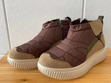 고무고무 G56 브라운 퀼팅 부츠