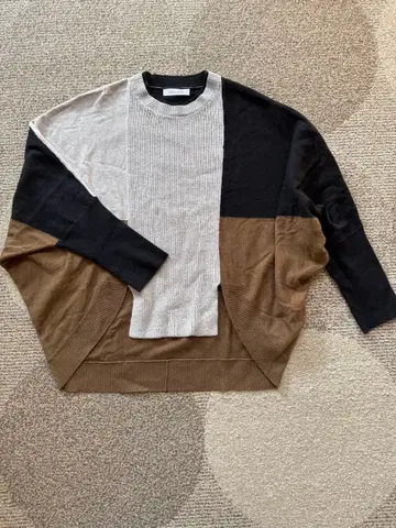 도나 마리 패치워크 니트 긴팔