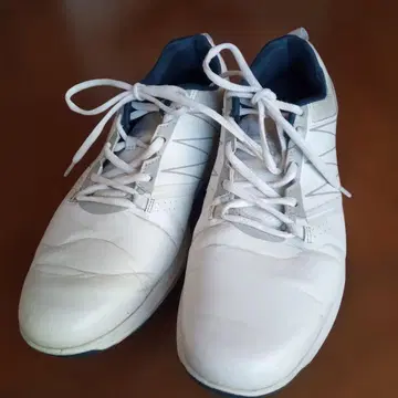 화이트 골프화 스니커즈 타입