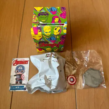 POPMART 어벤져스 캡틴 아메리카
