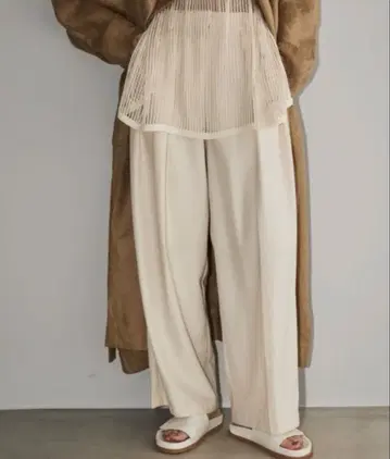 TODAYFUL Tuck Twill Trousers