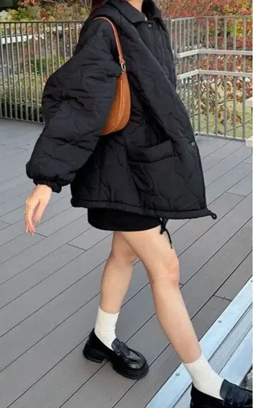 블랙 퀼팅 자켓