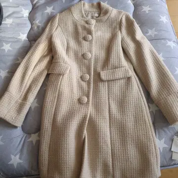 favori 베이지 버튼 달린 롱 코트