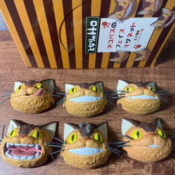 지브리 고양이 버스 페이스 마그넷