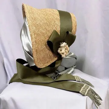 라리스토크라시 보닛 모자