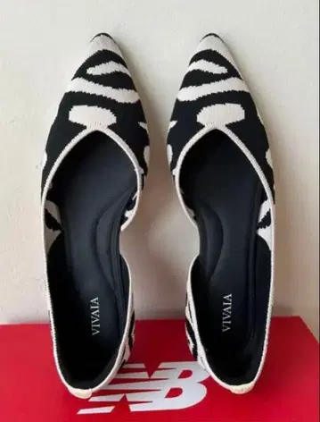 VIVAIA 제브라 패턴 플랫슈즈 37.5