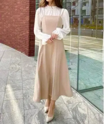 릴리안 캐럿 백산 오버롤 스커트 베이지 점프 스커트