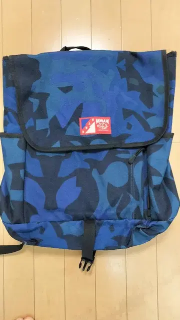 MAN WITH A MISSION 블루 계열 카모플라쥬 플랩식 백팩