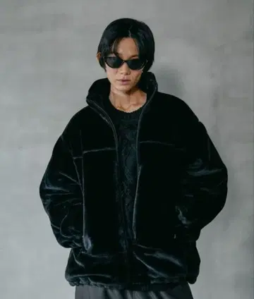 새상품 LEPSIM 드로스트 마이크로 퍼 블루종 블랙