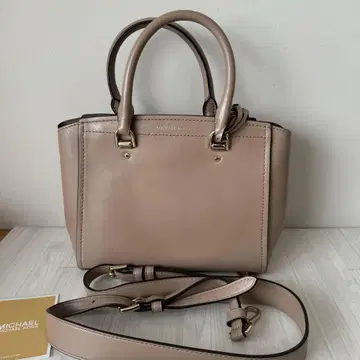MICHAEL KORS 베이지 숄더백