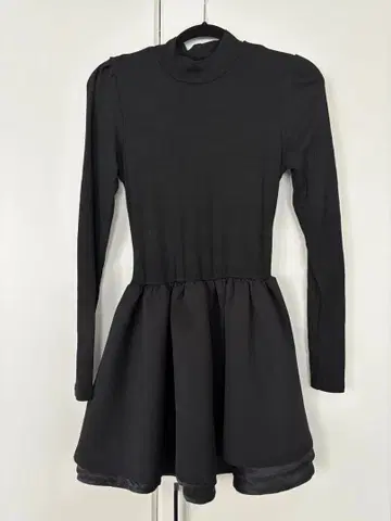 블랙 긴팔 미니 원피스 S 사이즈 한국 왕홍