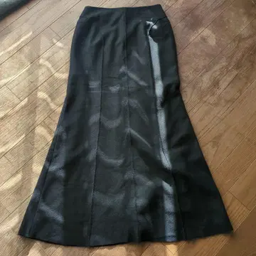 블랙 플레어 스커트 하이웨스트