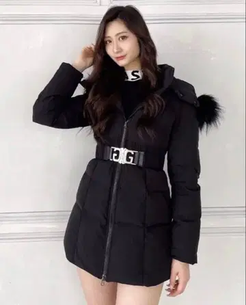 GYDA 다운 자켓 블랙