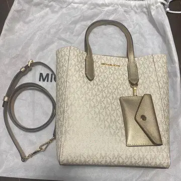 마이클코어스 숄더백