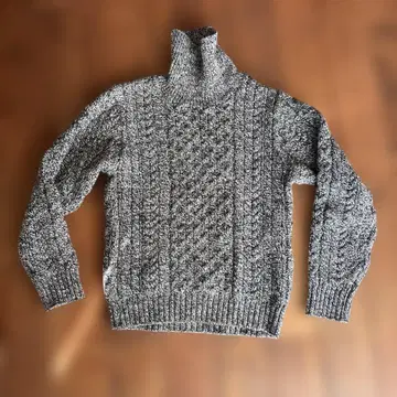 제임스 샬롯 터틀넥 니트 그레이 계열