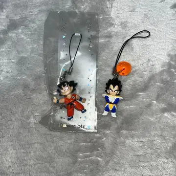 드래곤볼 스트랩 손오공(유년기) & 베지터