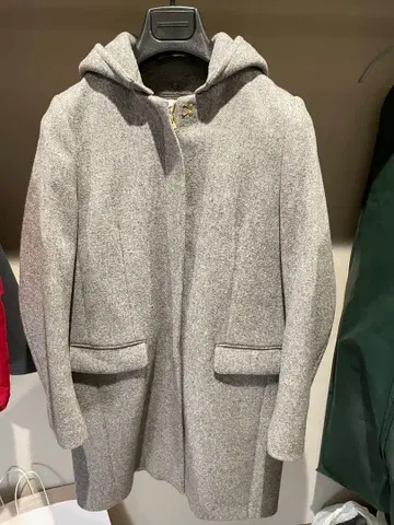 뷰티 앤 유스 후드 부착 노카라 코트