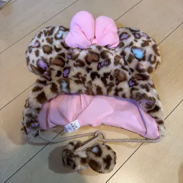 레오파드 무늬 귀도리 모자 핑크 리본