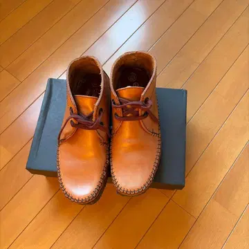 브라운 가죽 캐주얼 부츠 하이컷