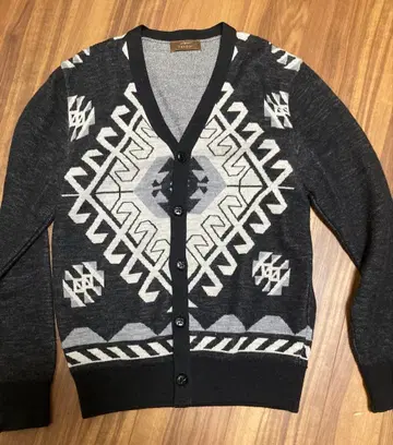 vandori 네이티브 무늬 가디건 사이즈 2