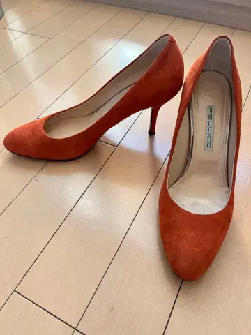 PELLICO 스웨이드 하이힐 39size