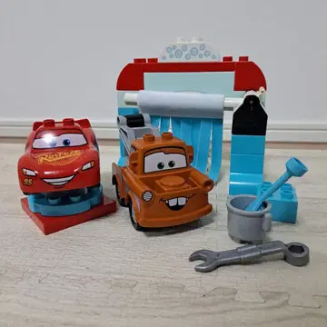 레고 듀플로 10996 라이트닝 맥퀸과 메이터의 카 워시