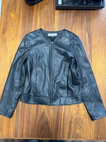 NATURAL BEAUTY BASIC 블랙 가죽 자켓 S