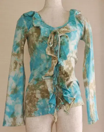 엘르 로데오 EL RODEO 긴팔 티셔츠 프릴 염색 패턴 리본