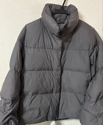 그레이 스탠드 카라 다운 자켓