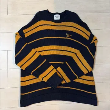 younger song 보더 니트