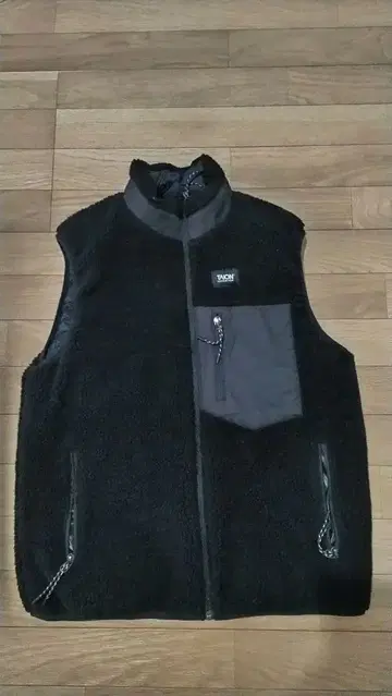 TAION 리버서블 보아 다운 베스트