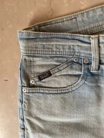 YANUK MICHEL 라이트 블루 스트레이트 데님