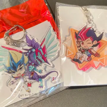 아크릴 키링 츠쿠모 유마, 아마기 카이토