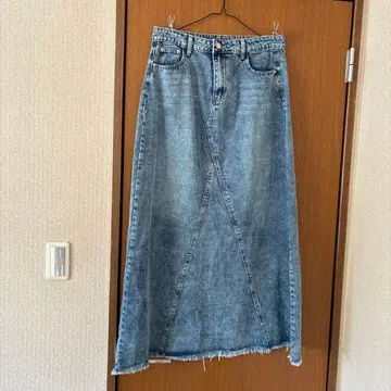 하이웨스트 맥시 길이 데님 스커트