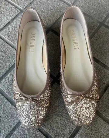 치앙 글리터 펌프스 골드