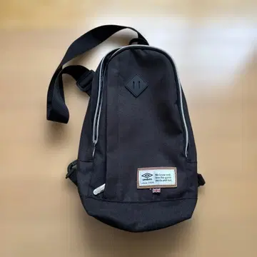 [ 새상품급 ] Umbro 엄브로 바디백 블랙