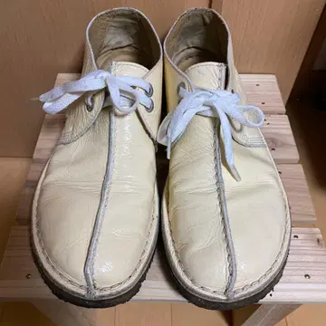 클락스 데저트 트렉