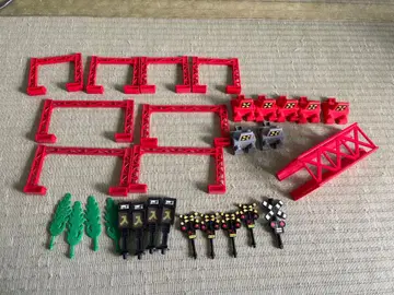 프라레일 경치 부품 세트 (가선주, 차단기, 건널목 경보기)