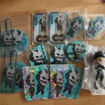 괴수 8호 히비노 카프카 16점